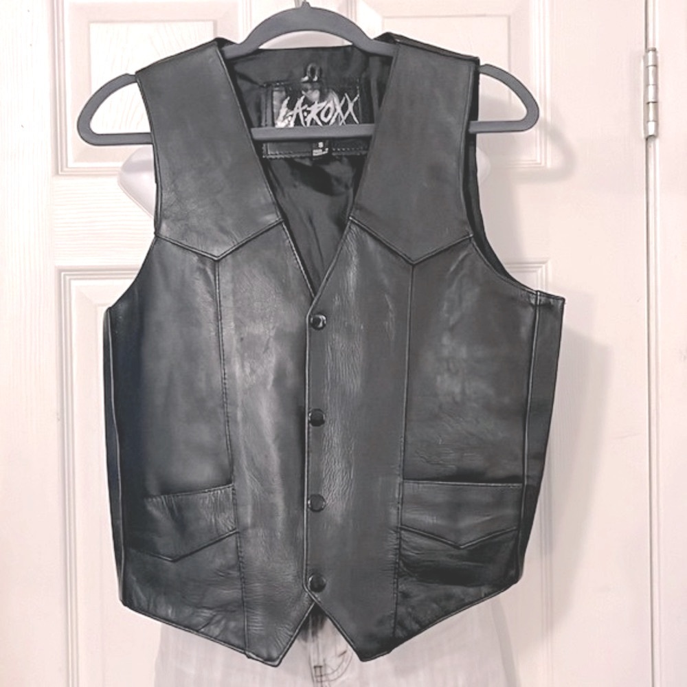 LA ROXX Vintage Black Leather Button Down Moto Vest Sz S 19” Pit to Pit